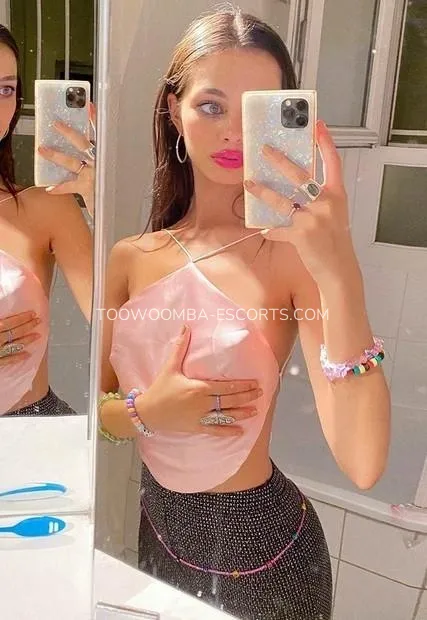 Toowoomba escorts Isaura — 2