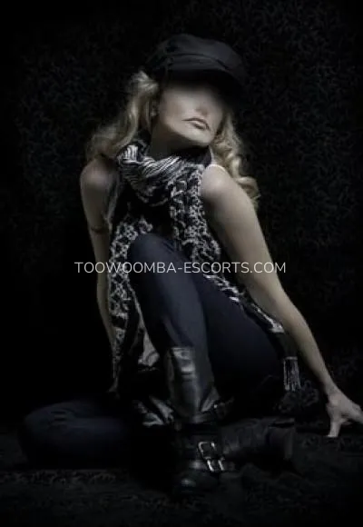 Toowoomba escorts Louise — 2