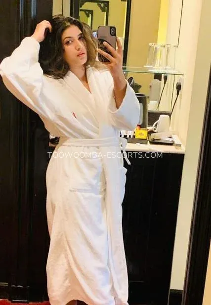 Toowoomba escorts Linda — 1