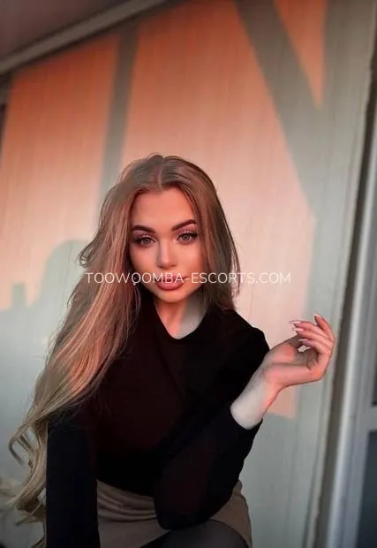 Toowoomba escorts Abril — 2