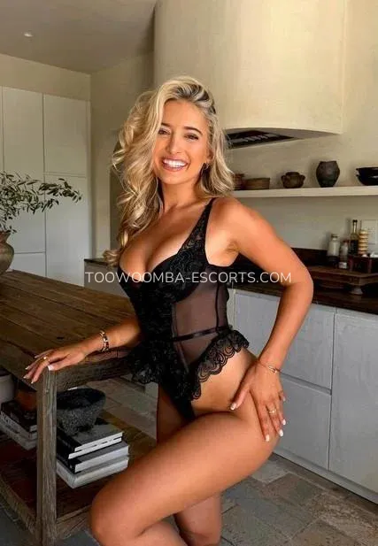 Toowoomba escorts Laura — 1