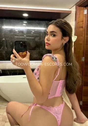 Toowoomba escorts Lindsay — 3