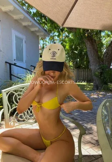 Toowoomba escorts Leslie — 4