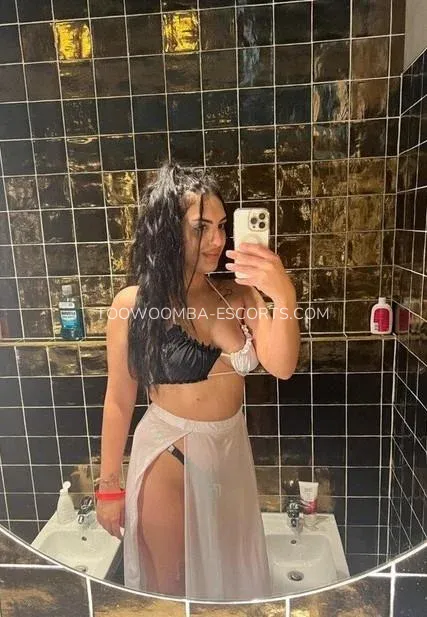 Toowoomba escorts Julia — 3