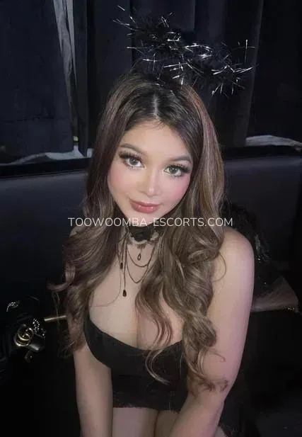 Toowoomba escorts Emma — 1