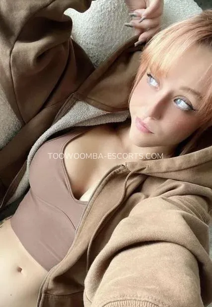 Toowoomba escorts Flora — 1