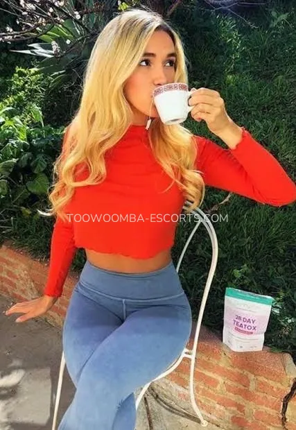 Toowoomba escorts Lauren — 2