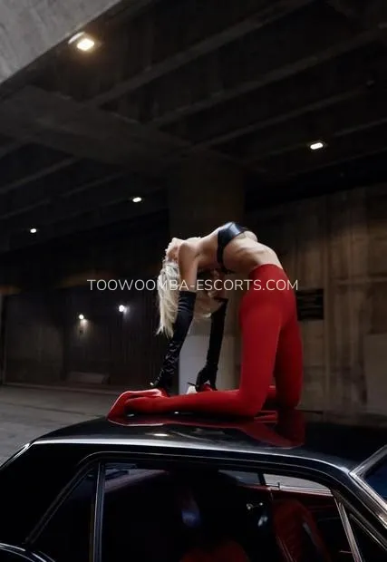 Toowoomba escorts Paris — 2