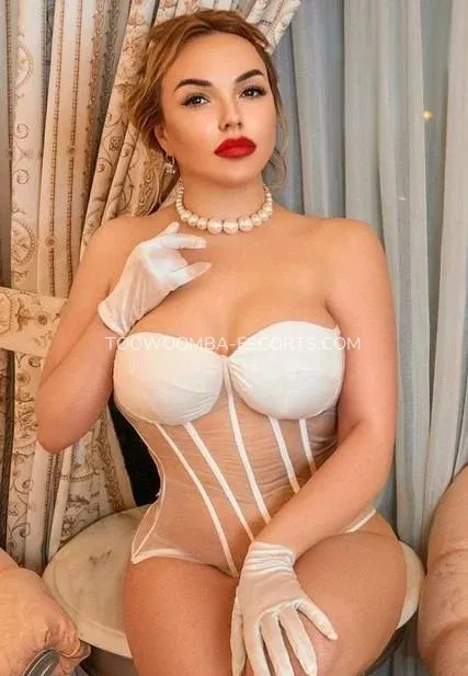 Toowoomba escorts Leslie — 5