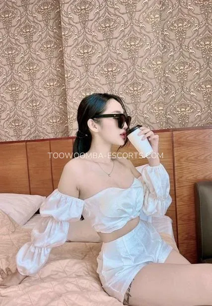 Toowoomba escorts Linda — 6