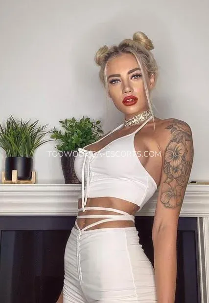 Toowoomba escorts Emilia — 4