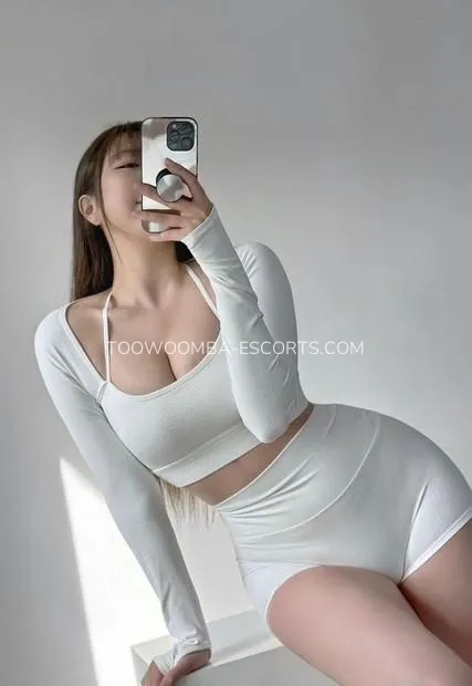 Toowoomba escorts Amber — 2