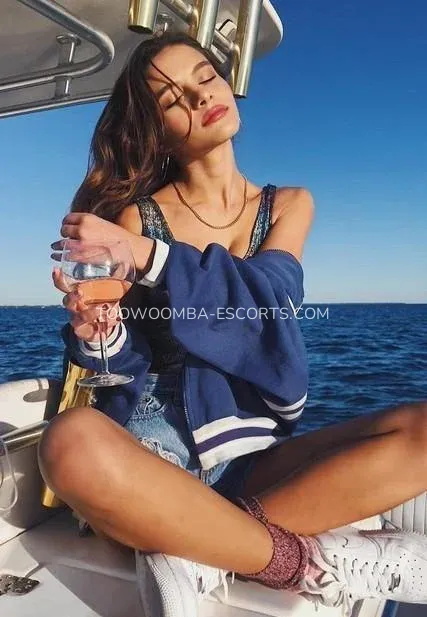 Toowoomba escorts Isaura — 3
